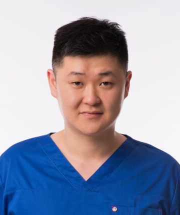 Специалист Ли Александр Евгеньевич